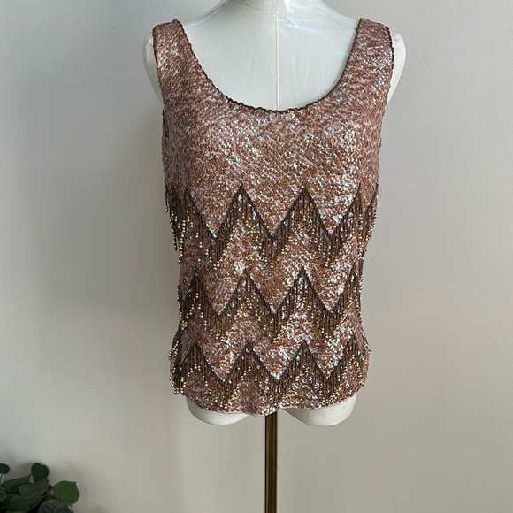 Vintage 1960s Gold Chevron Hand Embellished Sequin Beaded Sleeveless Top Size M - Picture 1 of 8